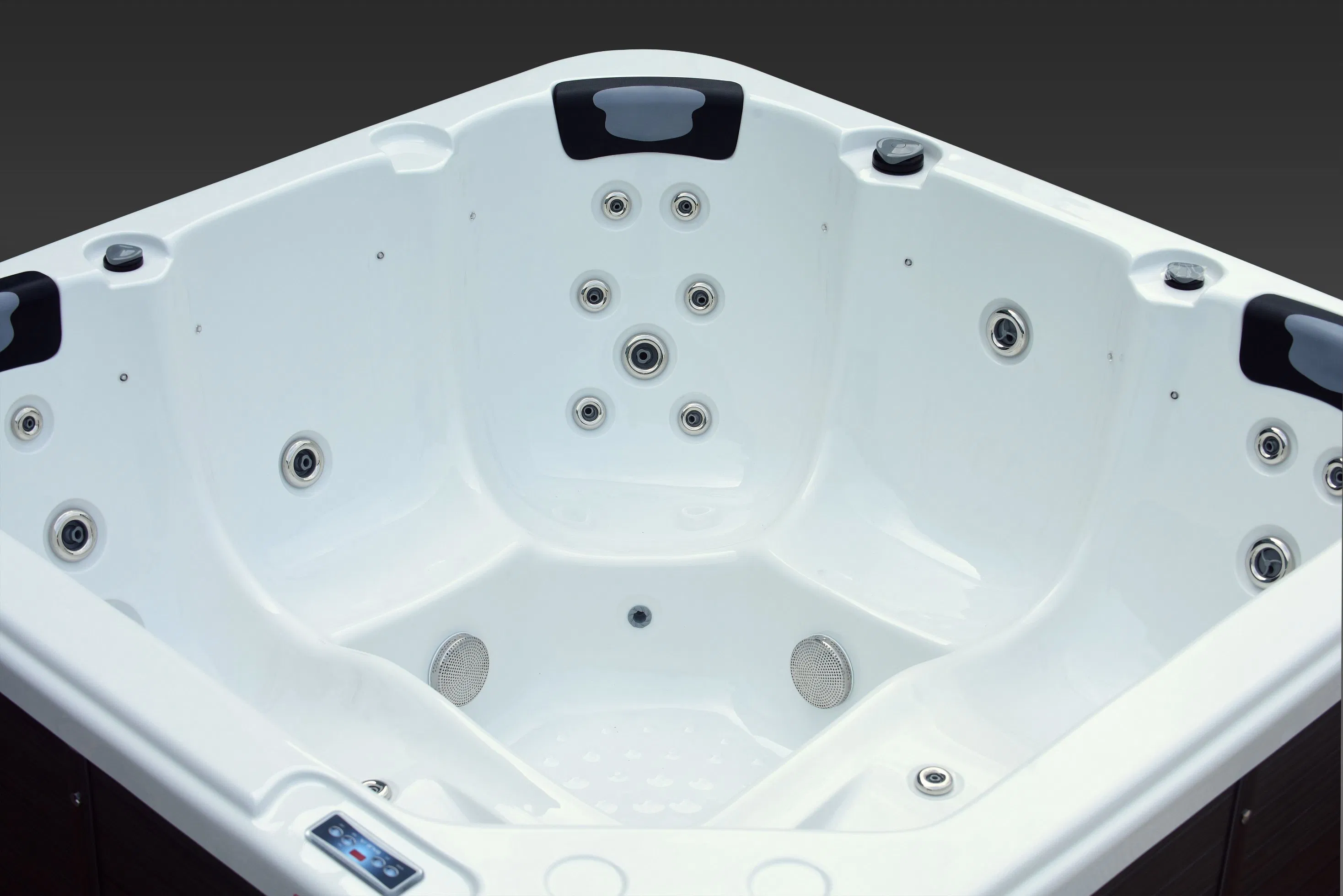 Портативный спа-бассейн Hotspring на 6 человек