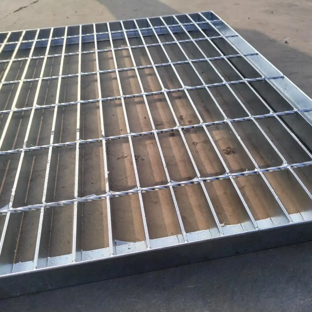 Durable Galvanized Steel Grating Outdoor Industrial Floor Access Composed of Carbon Steel for Bar Grating Applications