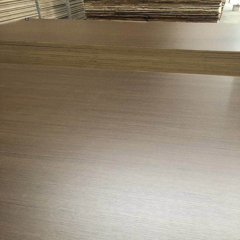 Melamin Plywood Competitive Price Professional 18mm Brown Construction Container Flooring Film Coated Furniture Boards