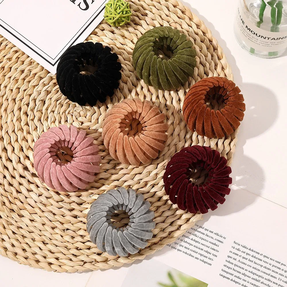 Зажим для волос "Птичье гнездо" из пластика