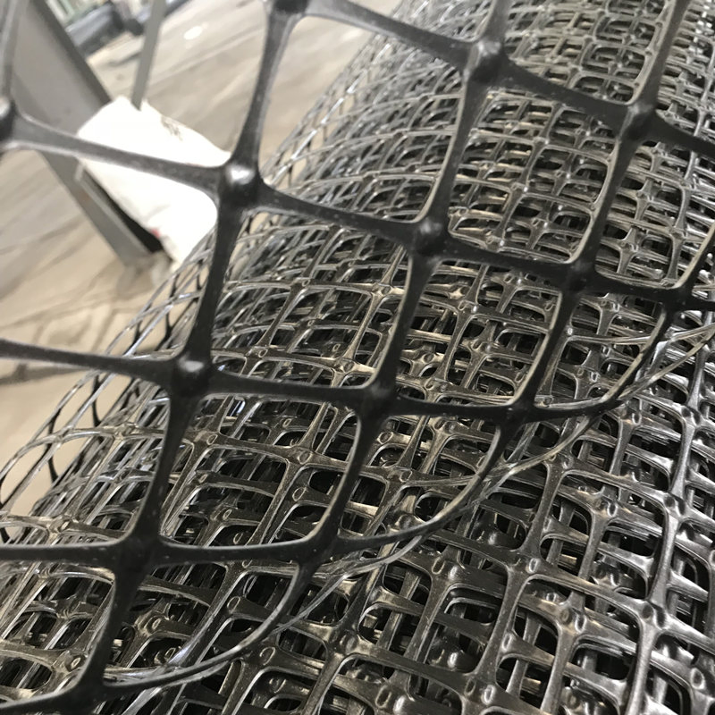 Good Quality Feicheng Lianyi Geogrid China Geogrid Soil Reinforcement Extruded PP Biaxial Geogrid Polypropylene Biaxial Geogrid Bx3030 Bx4040