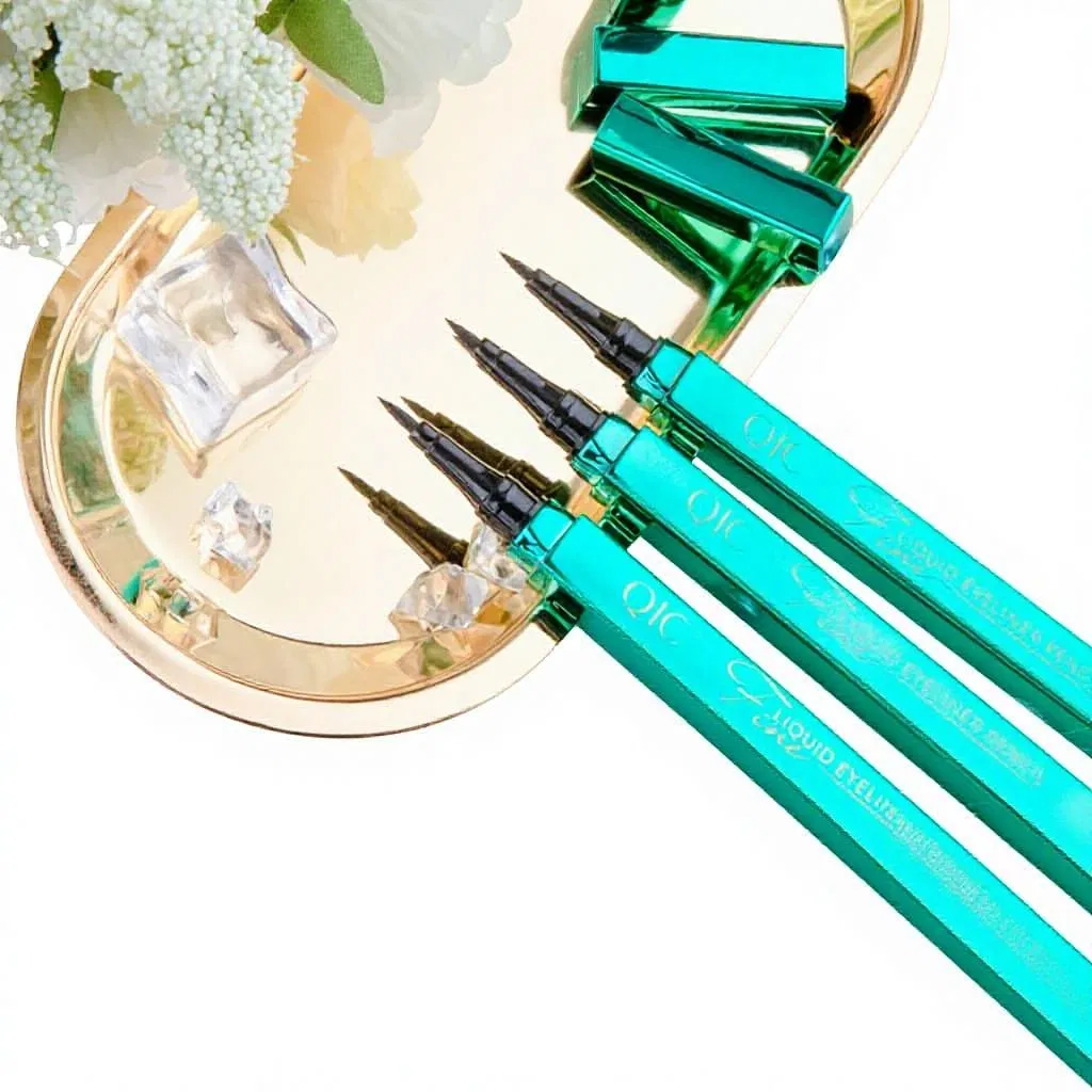 Beauty Makeup Liquid Waterproof Non-Blooming Novice Eyeliner Smooth Slim Cosmetics Wholesale Factorydirect Sales Made in China