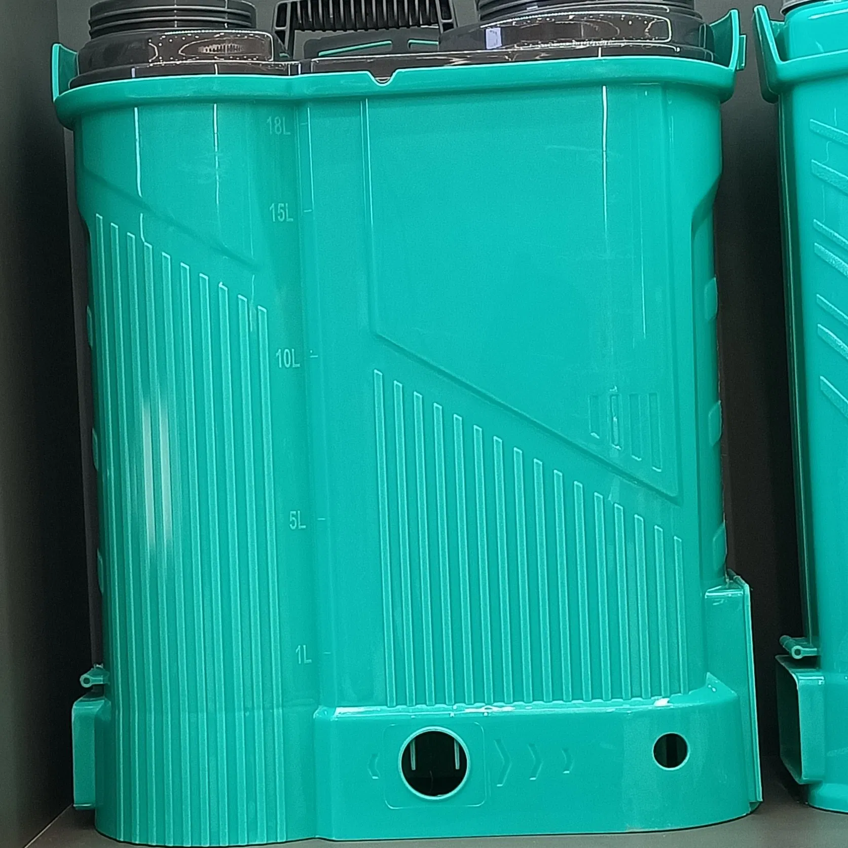 Lightweight Rechargeable Electric Backpack Sprayer, Suitable for All Outdoor Spraying Tasks