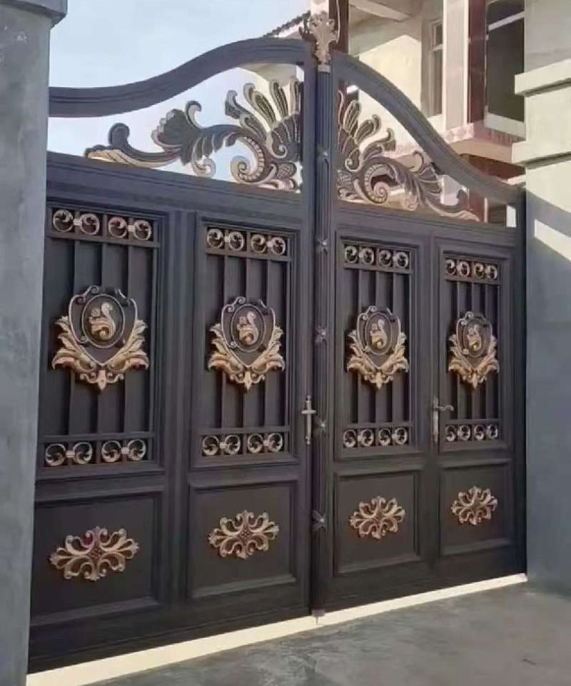 Weather Resistant Aluminum European Style Swing Gate-Durable, Stylish, Customizable