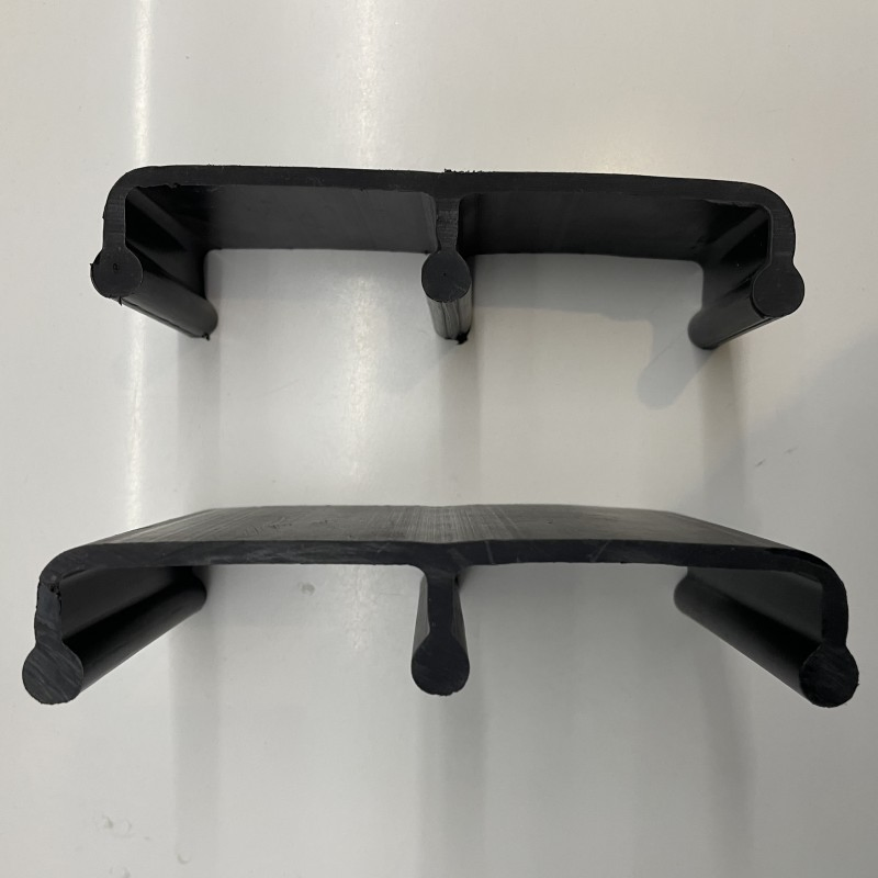 China Manufacture 100mm 140mm 150mm HDPE Poly E Lock for Welding Geomembrane