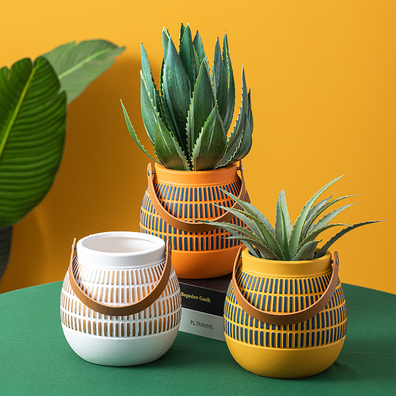 Кашпо керамическое подвесное для суккулентов кожаный ремешок