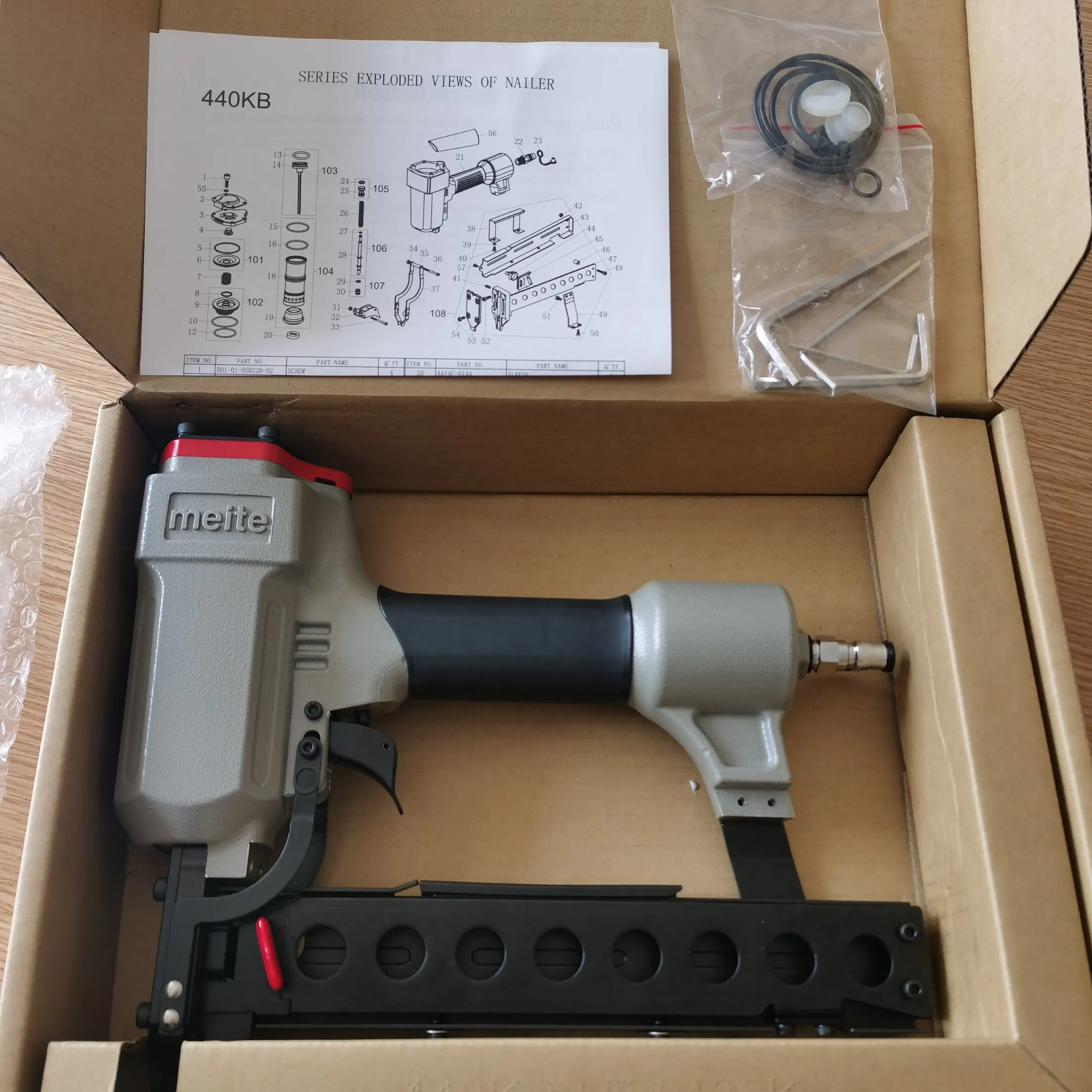 Пневматический степлер KYA 440KB на 90 скоб