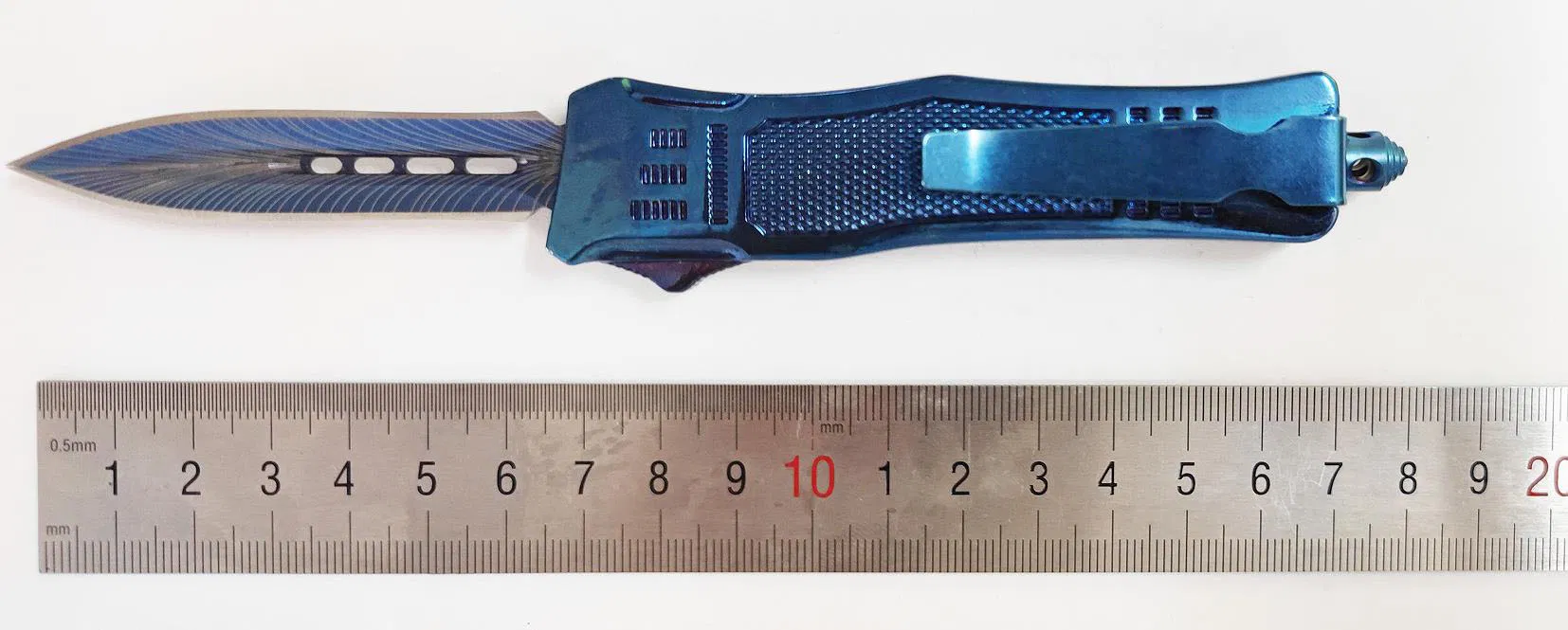 Double Blade Folding Titanium Outdoor Auto-Otf Automatic Knife Camping Tactical Survival Knife