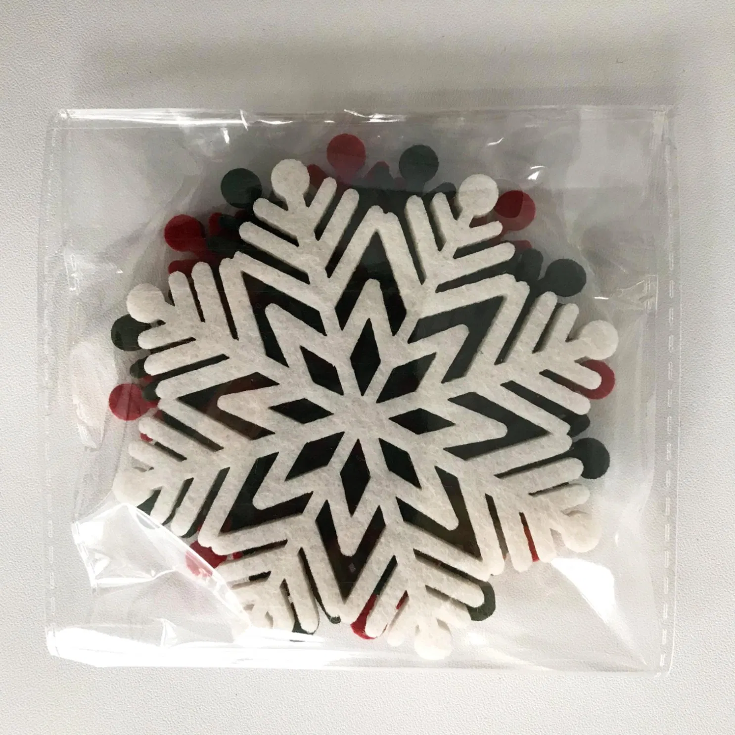 Factory Wholesale Cheap Coffee Cups with Snowflake Patterns, Various Patterns, Felt Coasters