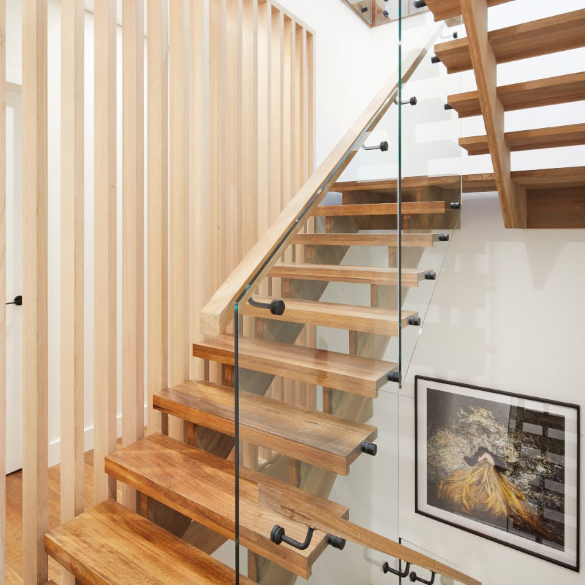 Secure Glass Fixing Hardware for Stylish Stairways and Contemporary Guardrail Designs