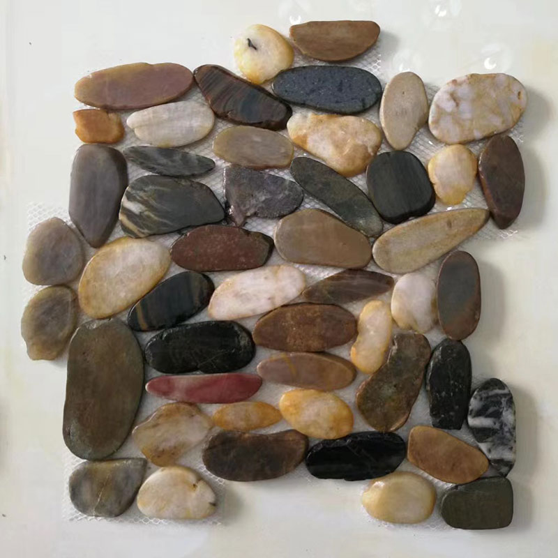 Muti Colors Black/White/Grey/Yellow Cobbles/Pebbles River Stone for Outdoor Garden Landscaping Paving Price