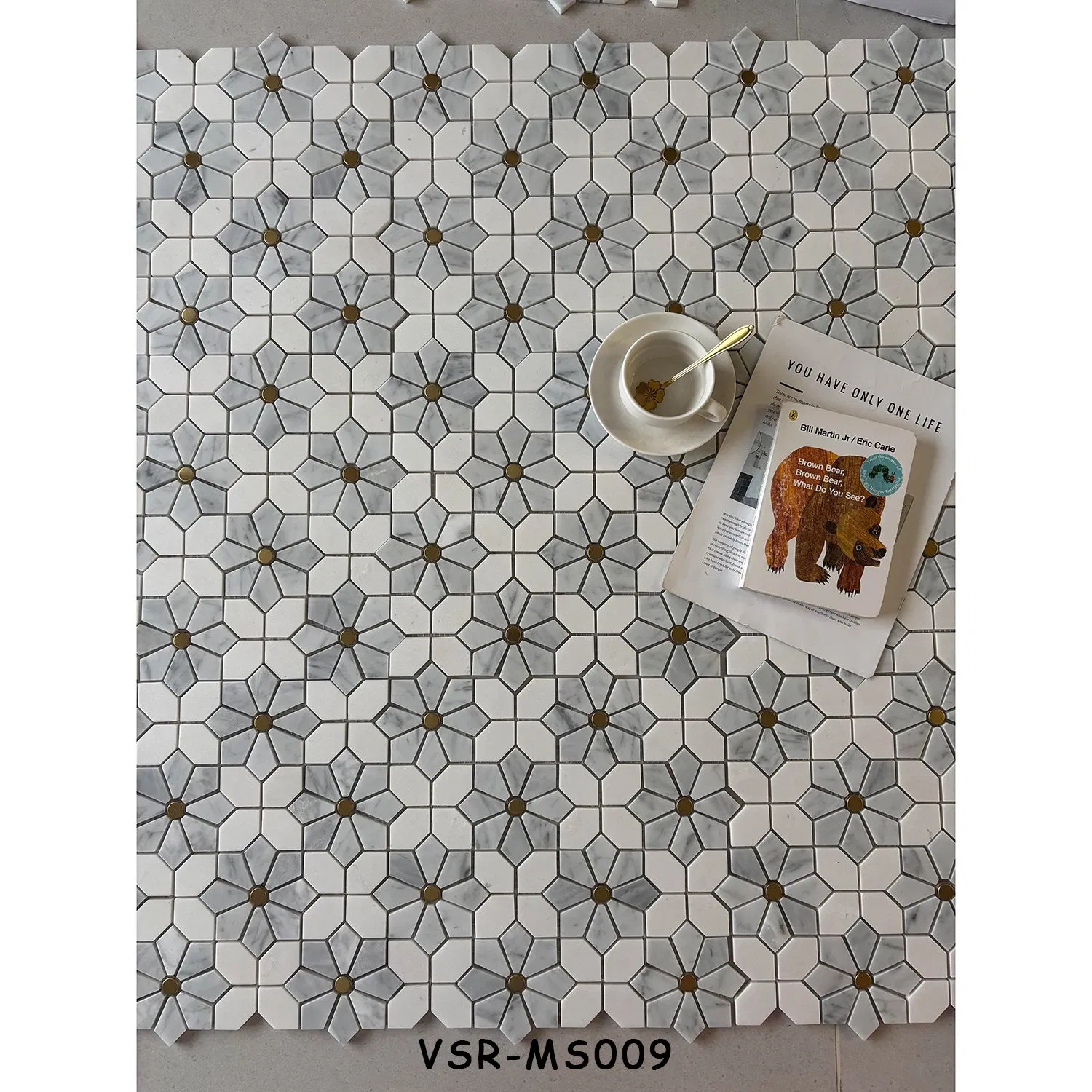 Мозаика из мрамора Waterjet с латунью для кухни и ванной