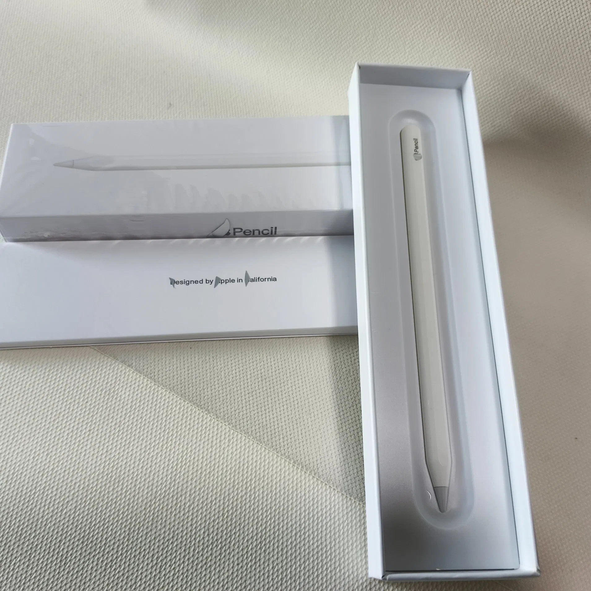 AAA+++Top Hit 1: 1 Magnetic Imitation Pen Tablet Special Pencil 2gen Stylus Drawing Writing Pen Touch Pen Fluent Writing and Drawing Magnetic Charging