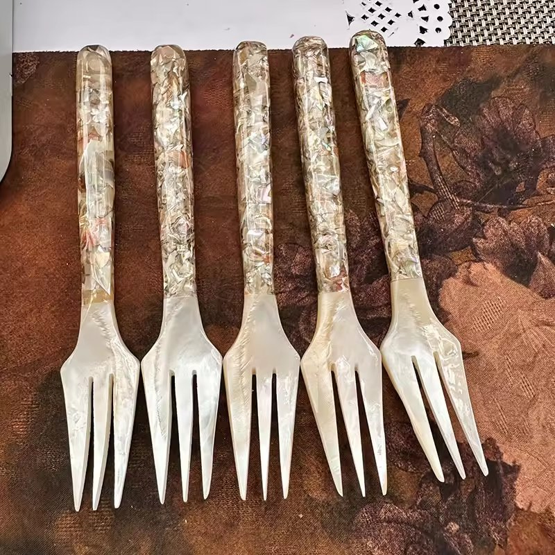 Elegant Shell Patterned Fork for Dessert and Fruit Serving