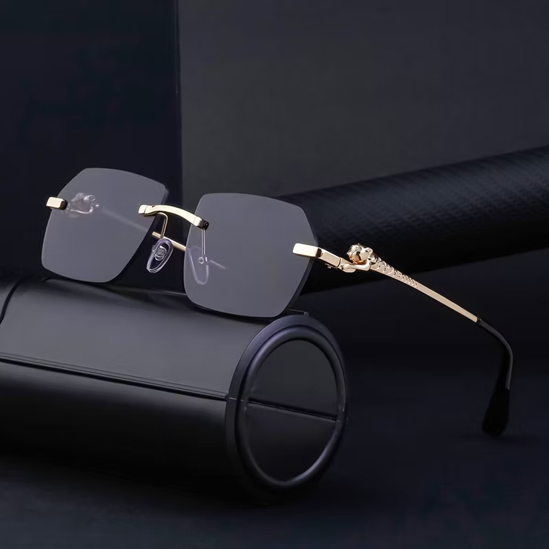Hot Style Women Luxury Fashion Sunglasses Round Frame Vacation Driving Sunglasses