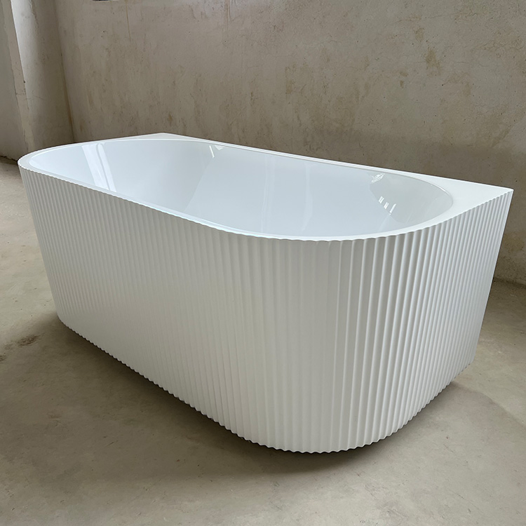 Акриловая ванна Freestanding с флейтированным дизайном