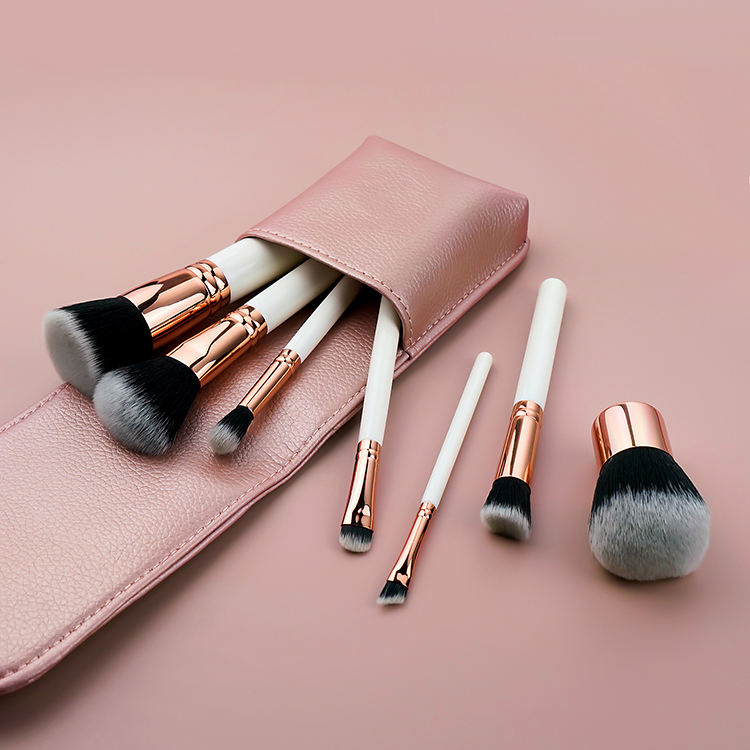 Professional Travel Makeup Brush Set Private Custom Compact Foundation Concealer Brushes