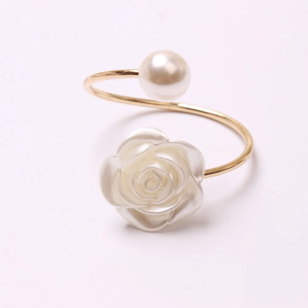 Pearl Napkin Holder Rose Flower Creative Round Pearl Napkin Ring Wedding Accessories