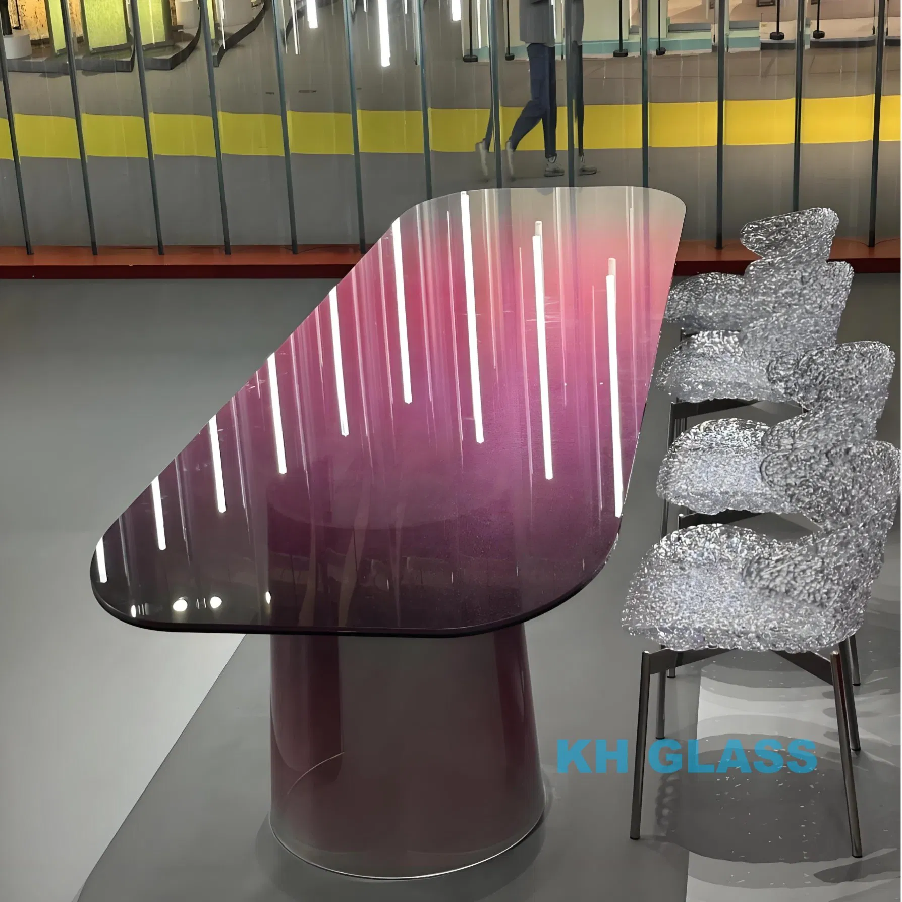 Factory Supply Modern Glass Partition with Elegant Gradient for Unique Home Spaces