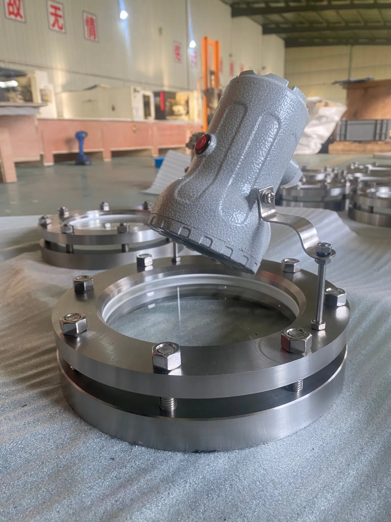 Circular (Flange, Weld In, etc.) Sight Window Circular Sight Window Valve