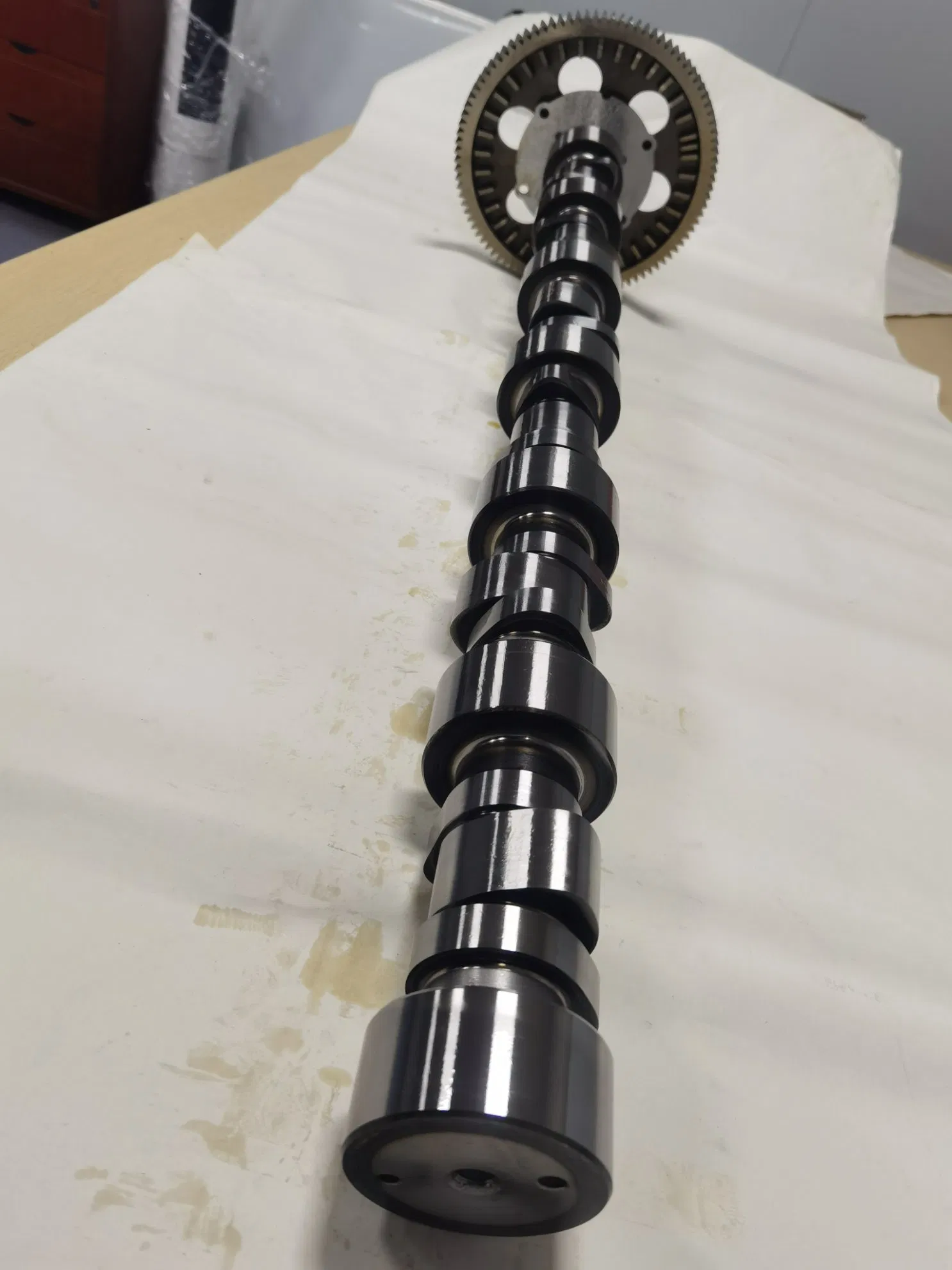 Распредвал дизельного двигателя Caterpillar C11 C13