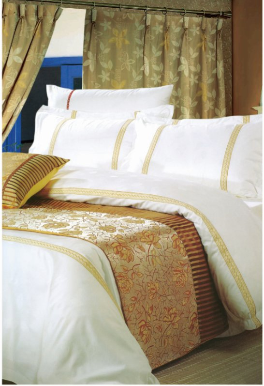 Hotel Bedding Textile Products Supplier Custom Europe Hotel Bedding Set for 5 Star Hotel 10