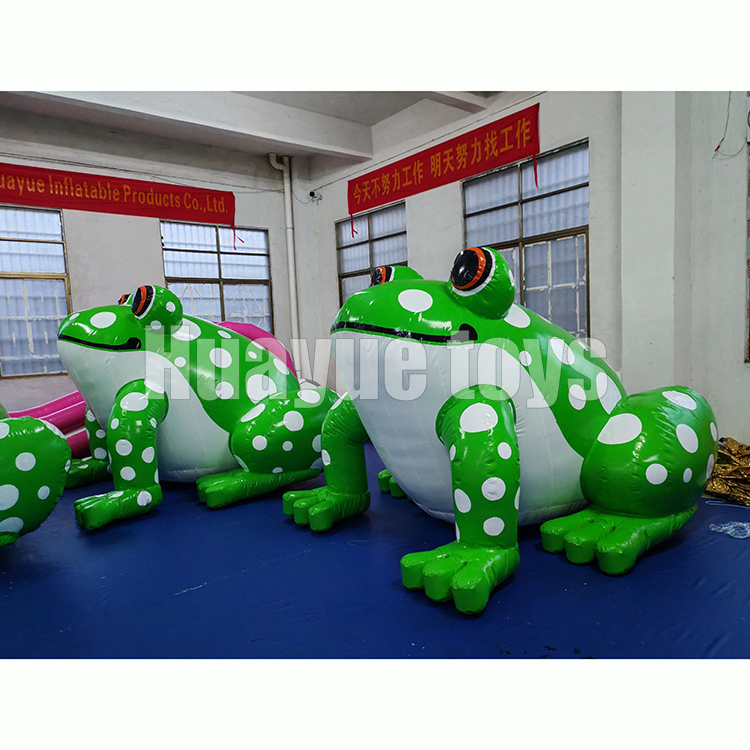 Hot Selling 3 Meters Inflatable Green Frog Animal Character Inflatable Floating Water Frog Animals Toy Big Model for Commercial
