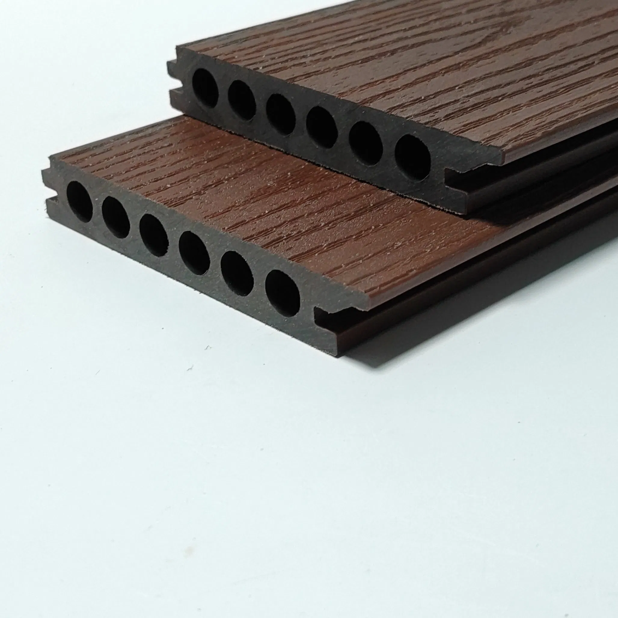 Террасная доска WPC Best-Liked: защита от насекомых, простая установка