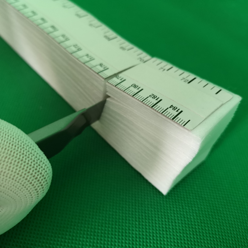 Lazy-Person's Paper Curtains That Require No Cleaning Sticker-Type and Can Be Cut