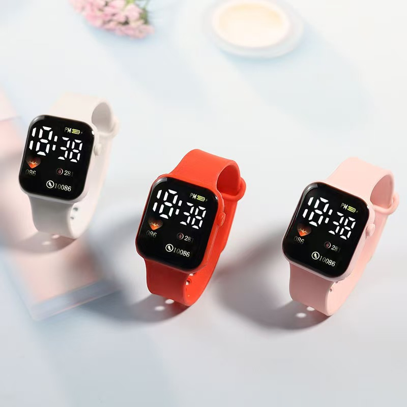 Fashion LED Digital Watch for Men and Women; Couple's Watch with Heart-Shaped Square Electronic Display.