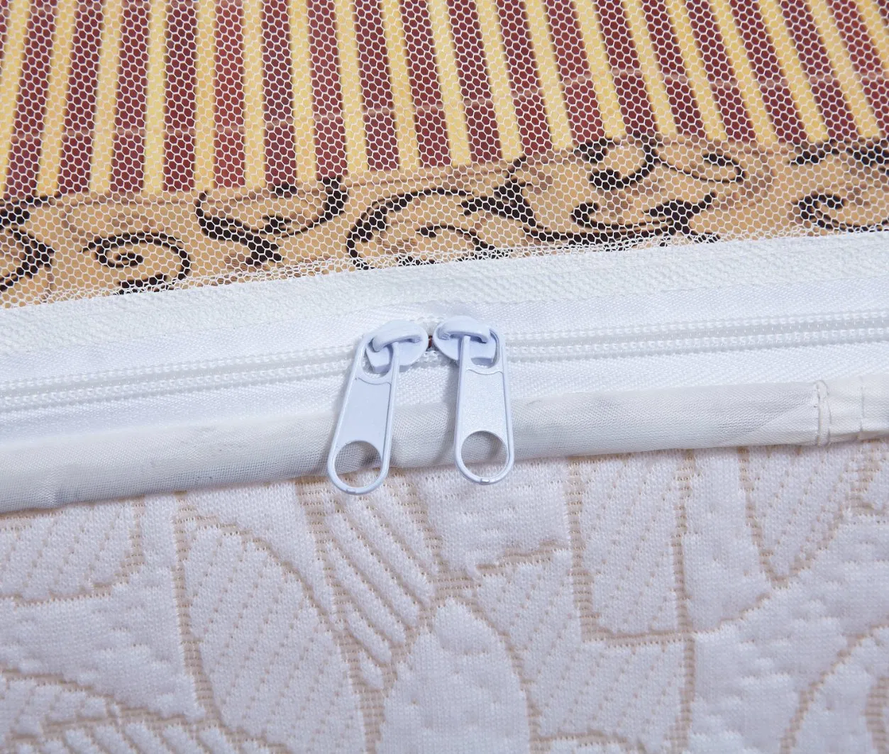 Polyester Pop up Foldable Steel Wire Mosquito Net Free-Installation Mosquito Net