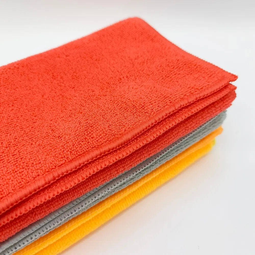 300GSM 40*40cm Overlock Warp-Knitted Microfiber Towel for Car Cleaning, Car Wash, Wiping Glass and Seat, Auto Detailing, Drying