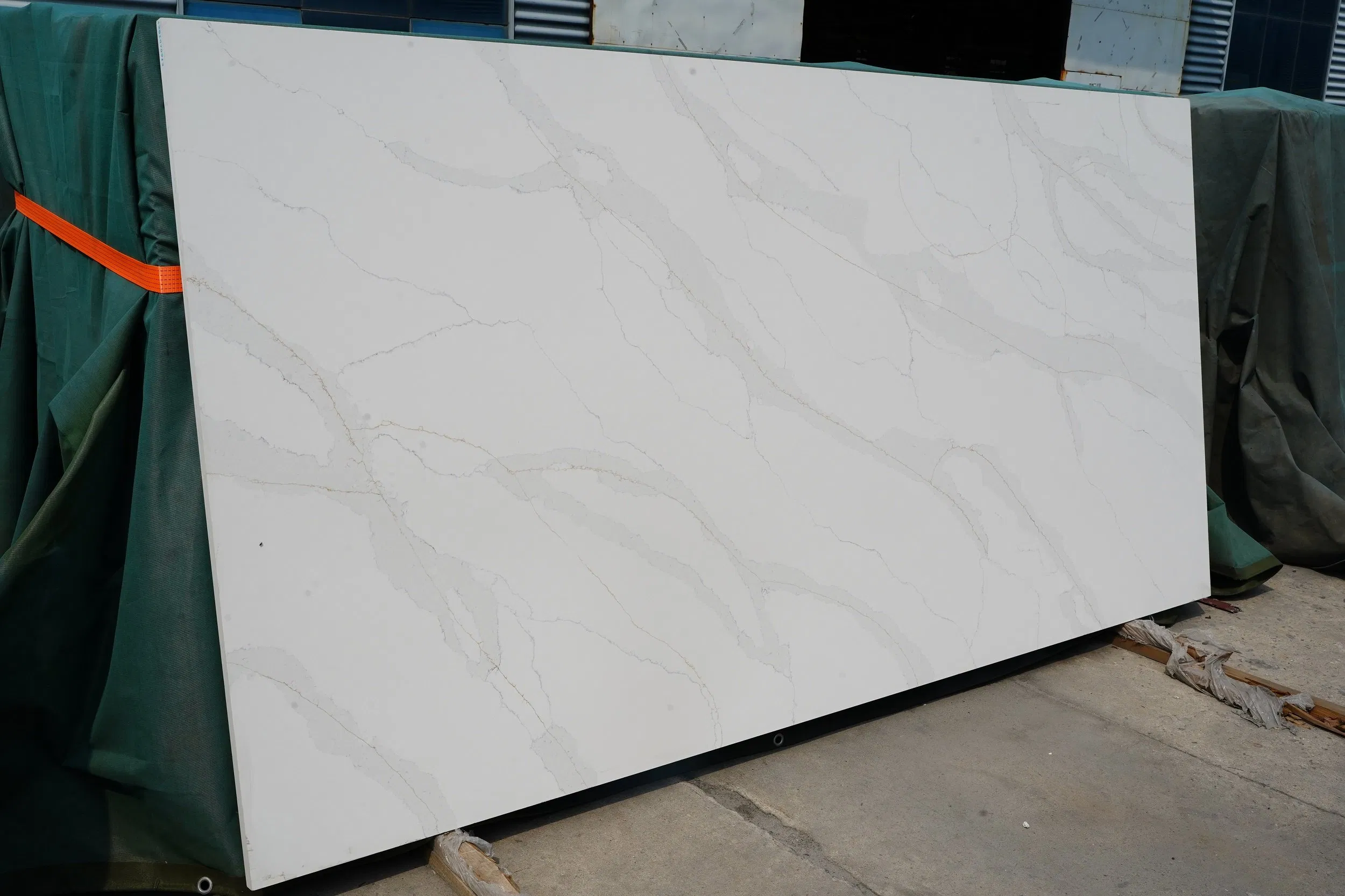 High Quality Quartz for Stone Kitchen Countertops Artificial Calacatta Horizon Starlight Pure Spark White Quartz More Affordable Compare with Marble