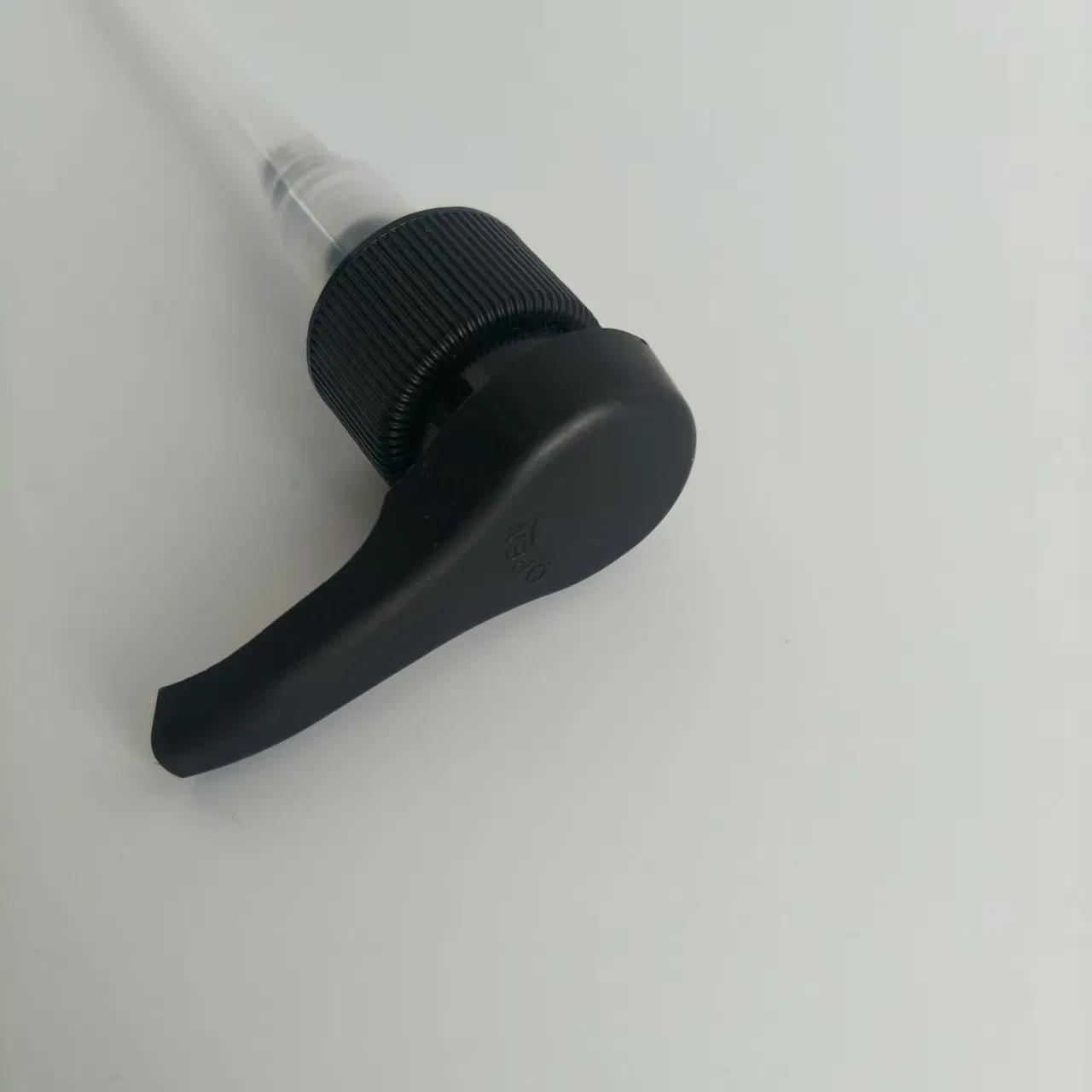 China Hot Sale Hand Sanitizer Dispenser Pump Gel Lotion Pump