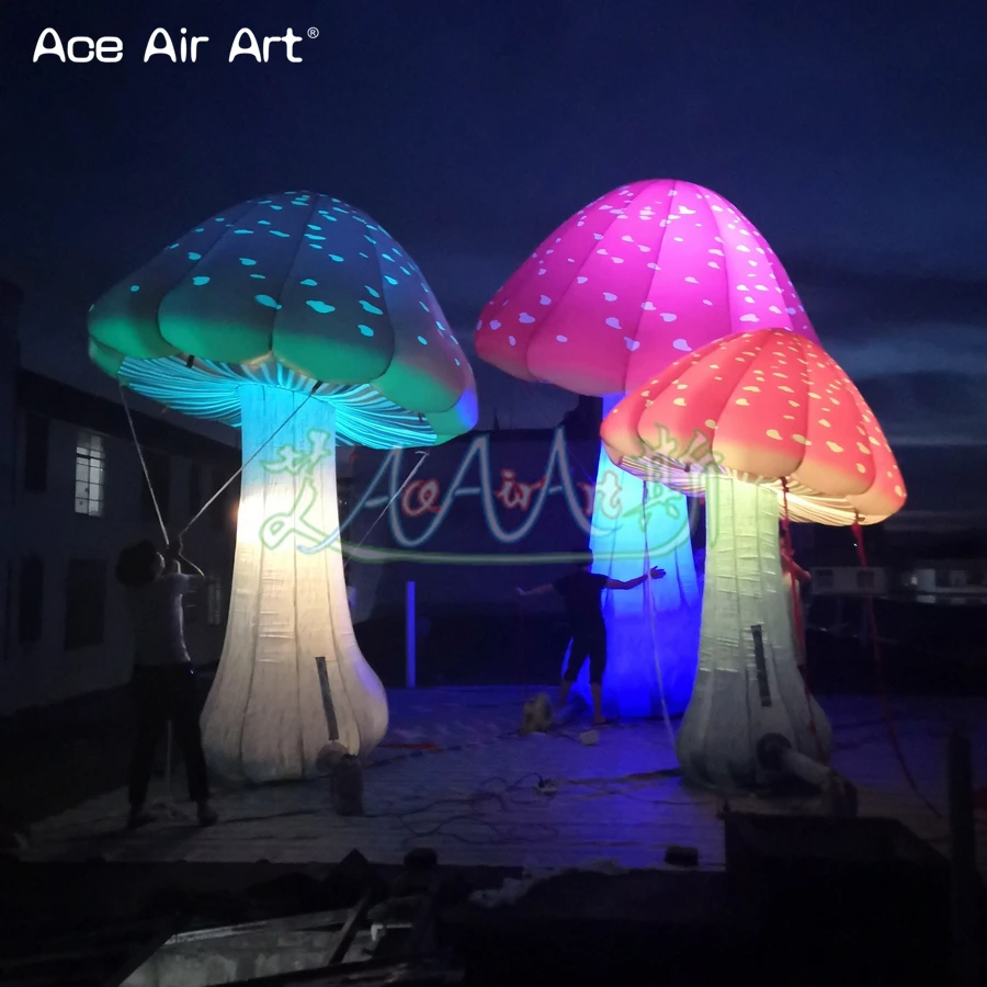Nice Printed Inflatable Mushroom Plant Model Balloon with LED Lights for Party Decoration