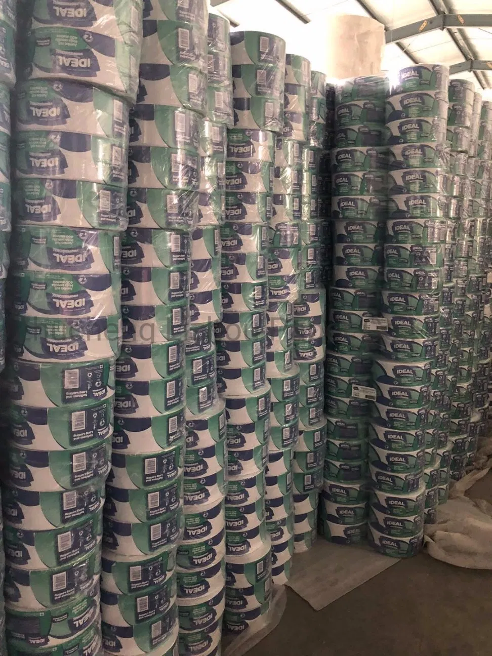 Wholesale Cheap Wood Pulp Jumbo Roll Toilet Bathroom Tissue Paper
