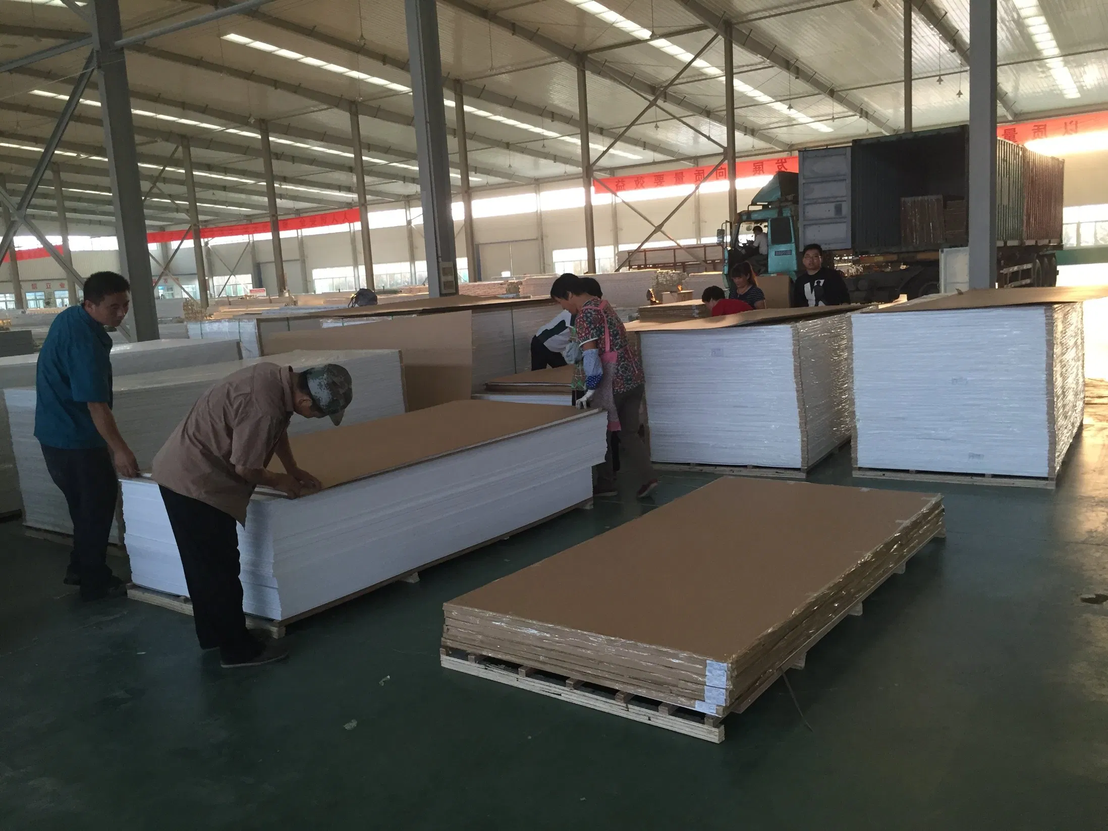 0.35-0.9g/cm3 High Density PVC Foam Board