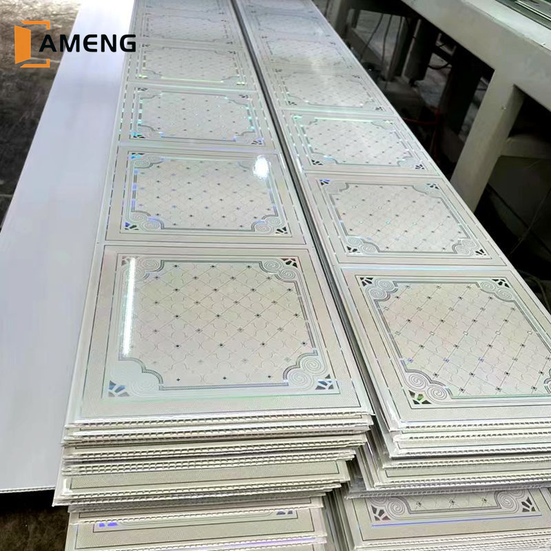 Project Use Insulation New PVC Decorative Laminated Suspended Wall Board Ceiling Tiles