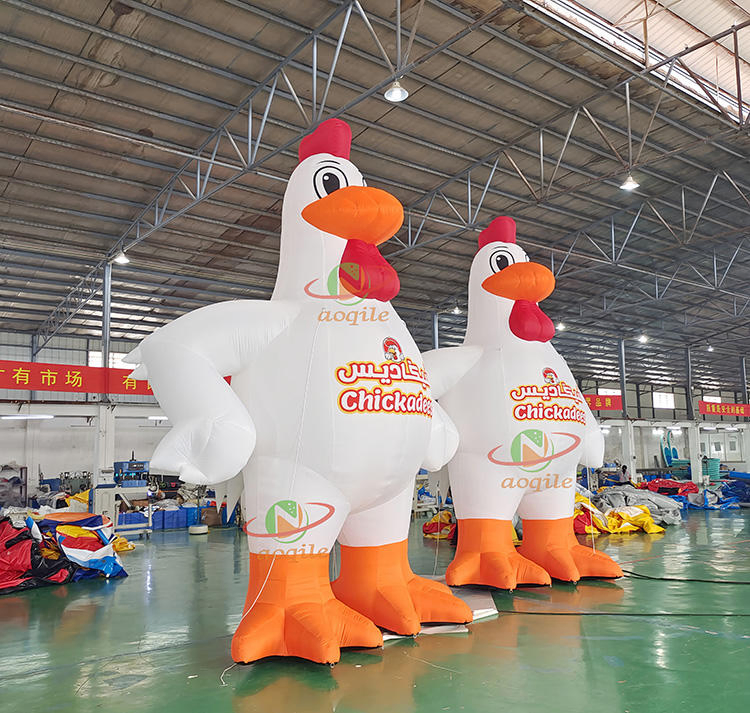 Custom Inflatable Chicken Model Advertising Holiday Decoration