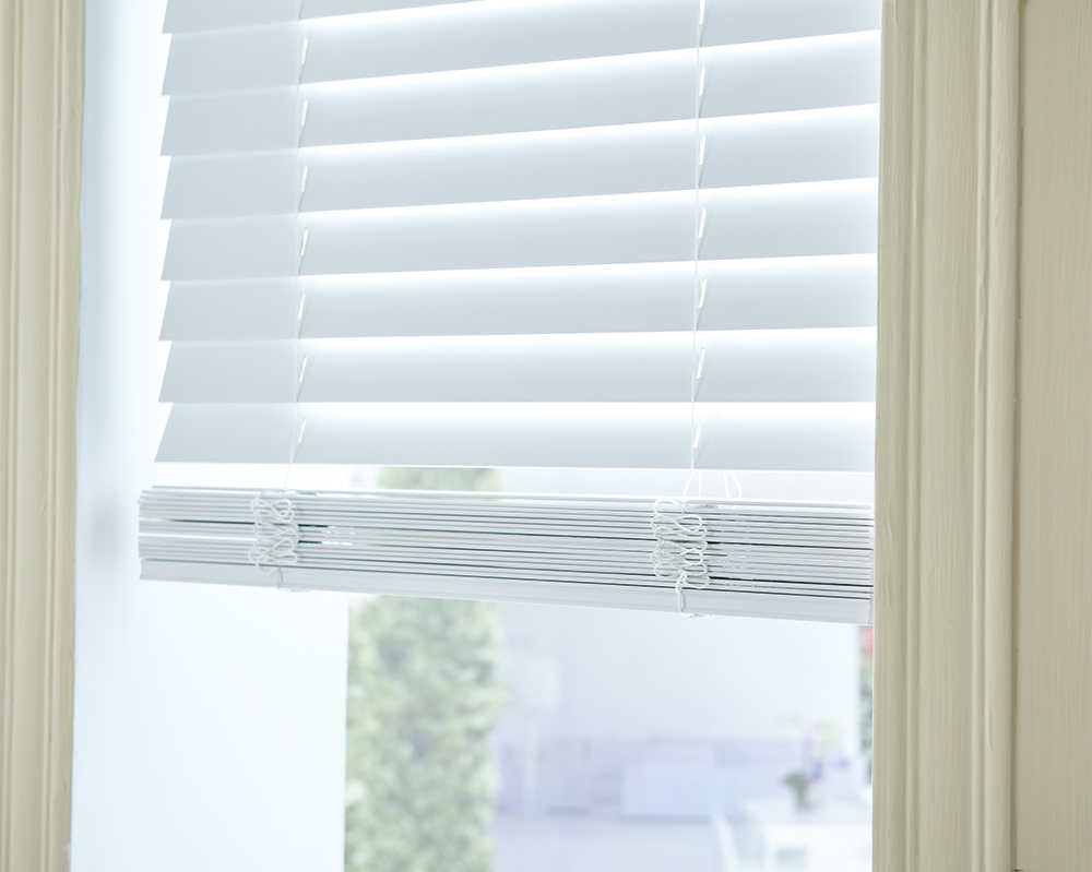 Solid Wood Paulownia/Bass Wood Cordless Blinds