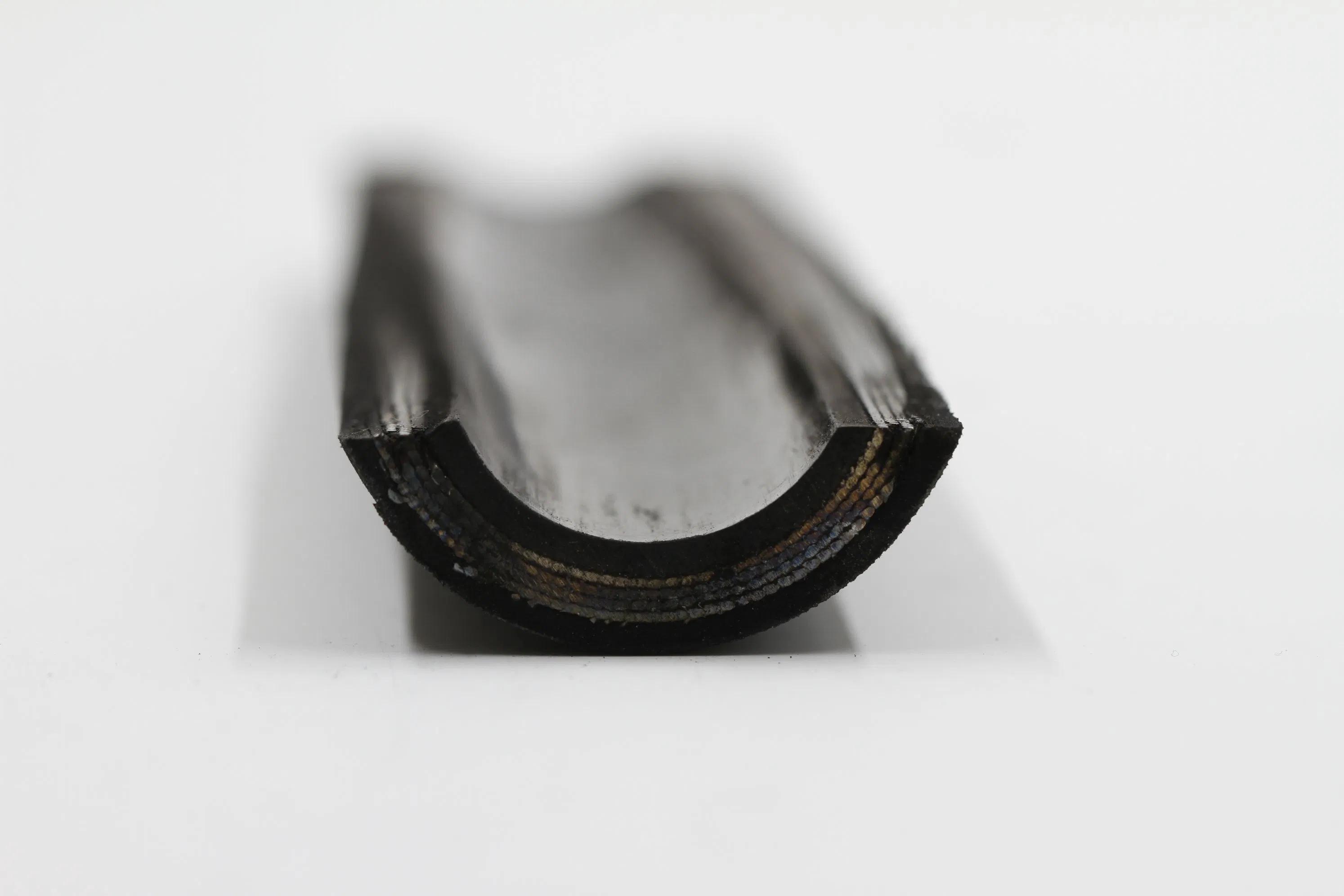 Гидравлический шланг высокого давления SAE100 R15 Dunlop