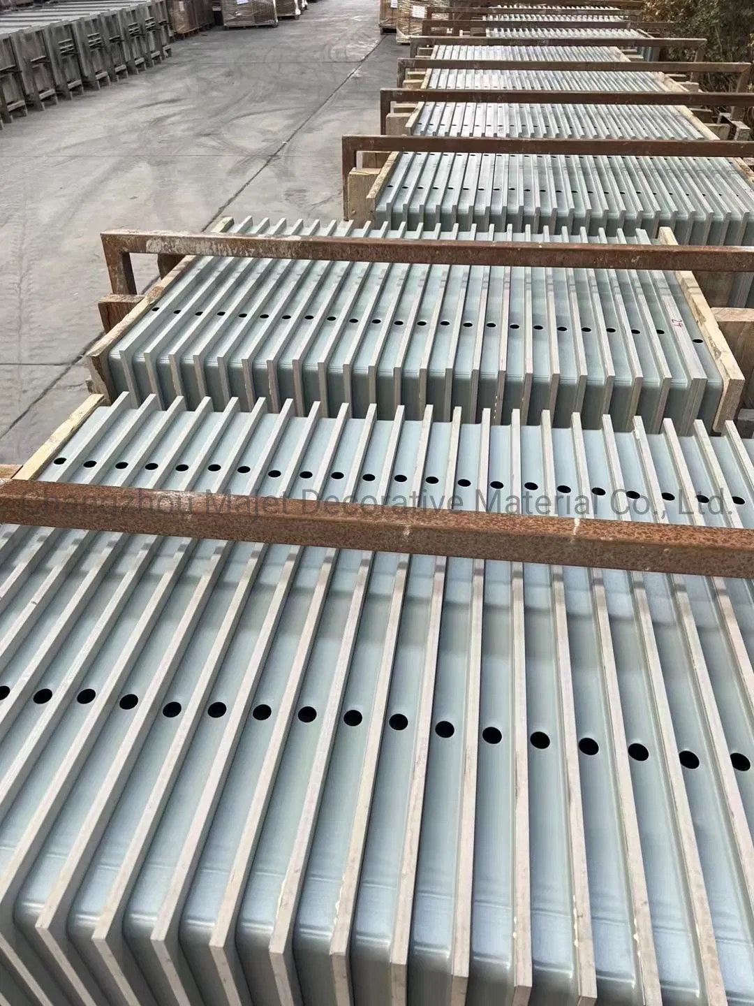 Антистатический фальшпол MAJET 600x600 мм