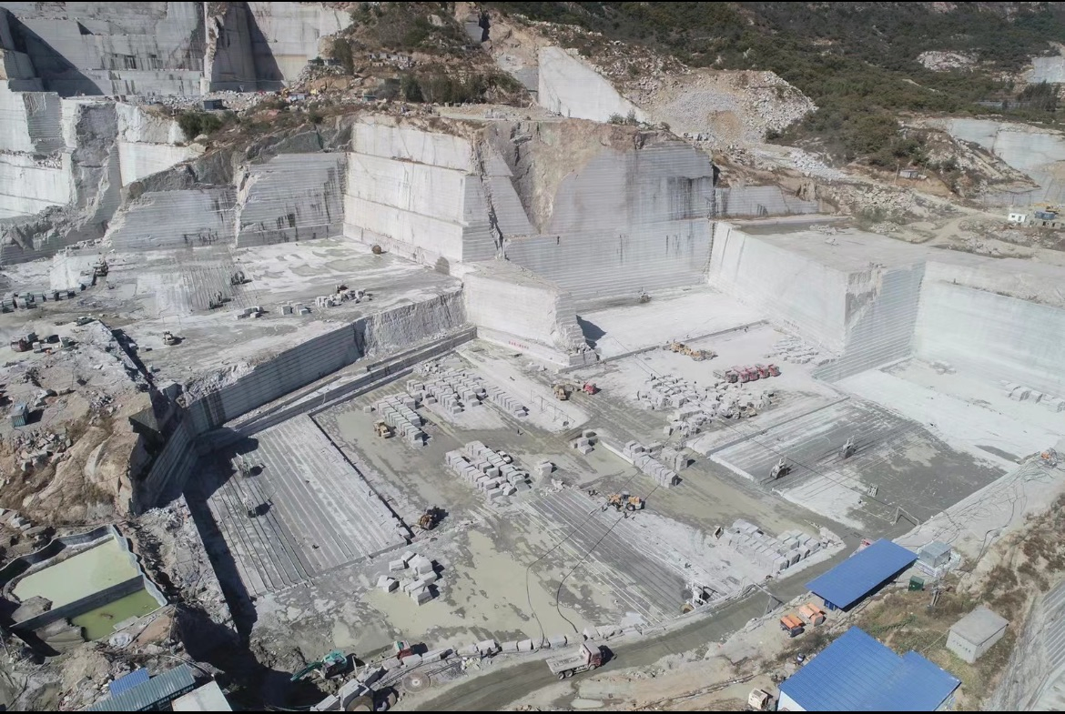 Керамическая плитка Granite Flower 600x600 мм