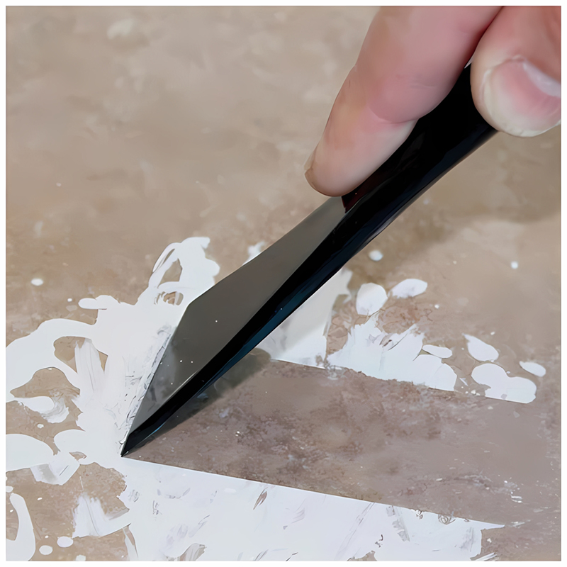 Hautine High Quality Resin Clean Scraper with Rubber Sleeve