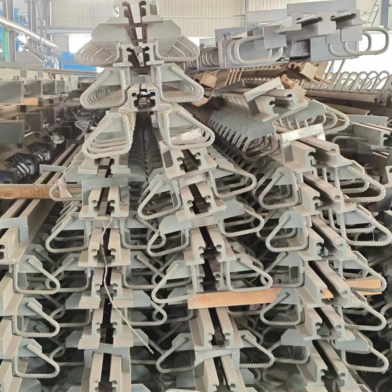 Bridge Expansion Strip Seal Joint Profiles Modular Bridge Expansion Joints