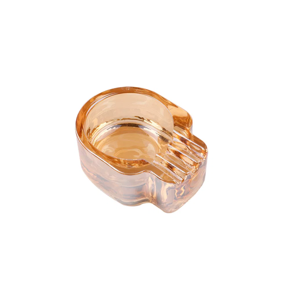 Wholesale Custom Transparent Elien Glass Ashtray for Trendy Smoker