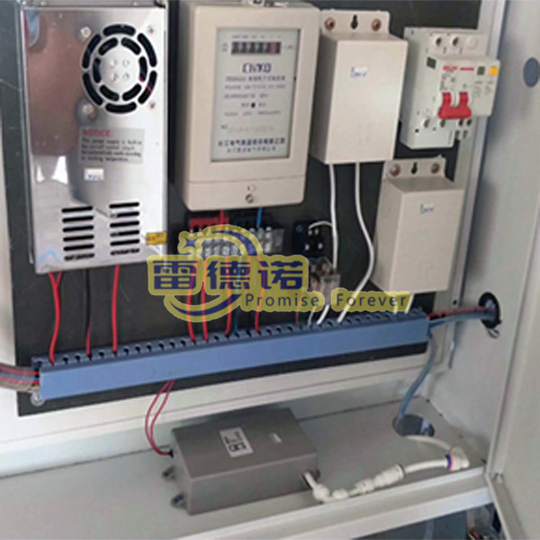 China Factory OEM Self-Service Water Vending Machine with RO Water Treatment Syste