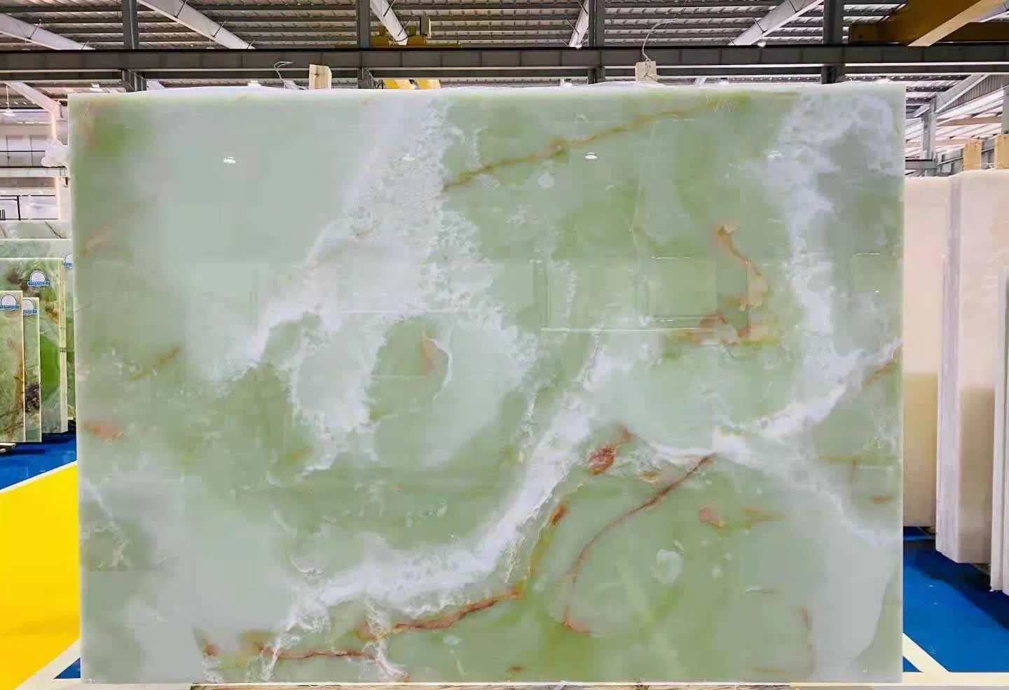 Green Onyx with Big White Vein Export Grade a Slab