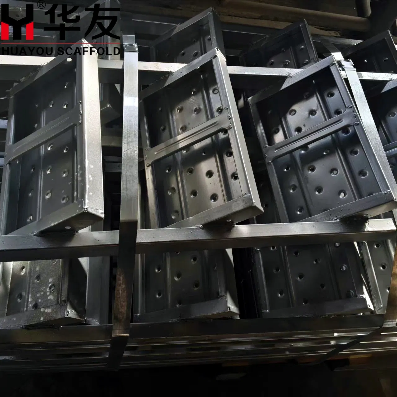 Galvanized Mobile Climbing Tower Staircase Scaffold Steel Ladder for Modular Scaffolding System