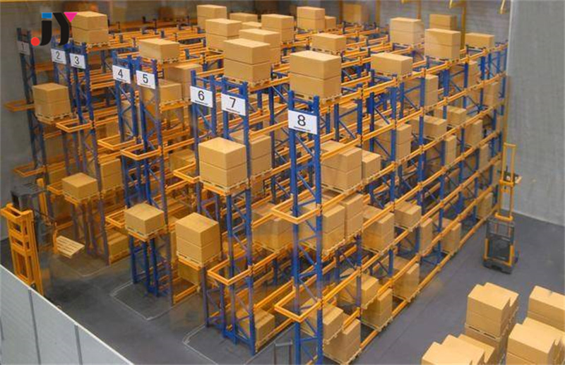 Versatile Steel Platform with High Load Capacity for Various Industries